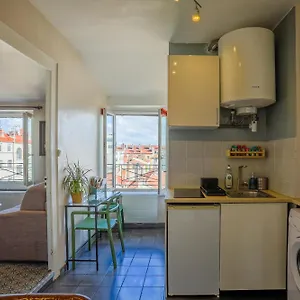 Premium- Nid Cosy , Lyon France